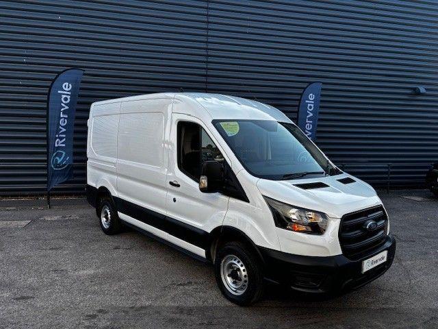 Ford Transit image 3